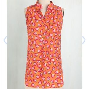 ModCloth strawberries and gleam shirt