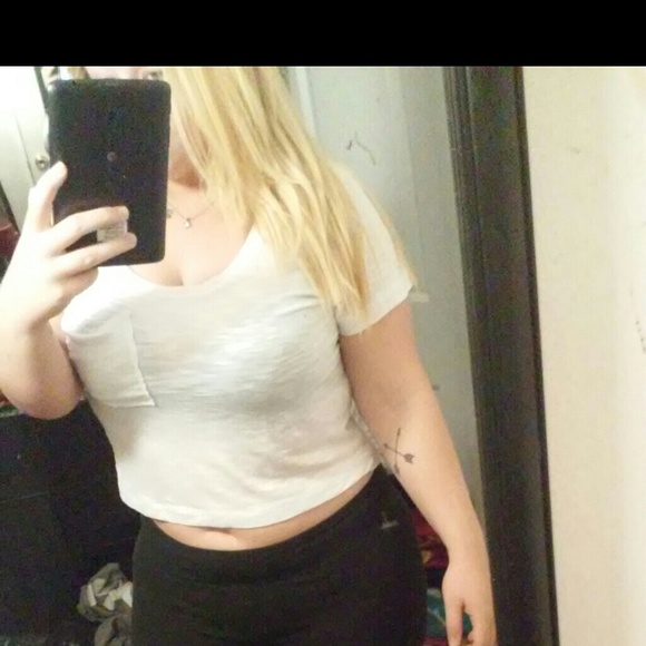 White crop top