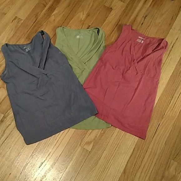 3 cotton tanks