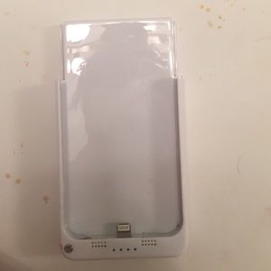 iPhone 5/5s charging case