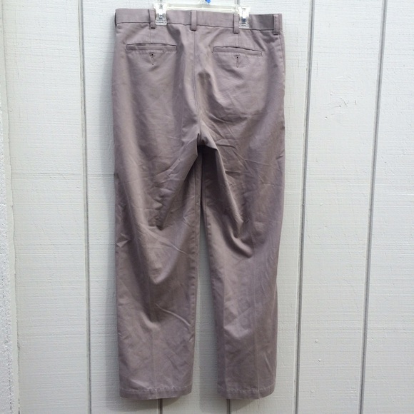 Croft & Barrow Grey Pants - Picture 2 of 3