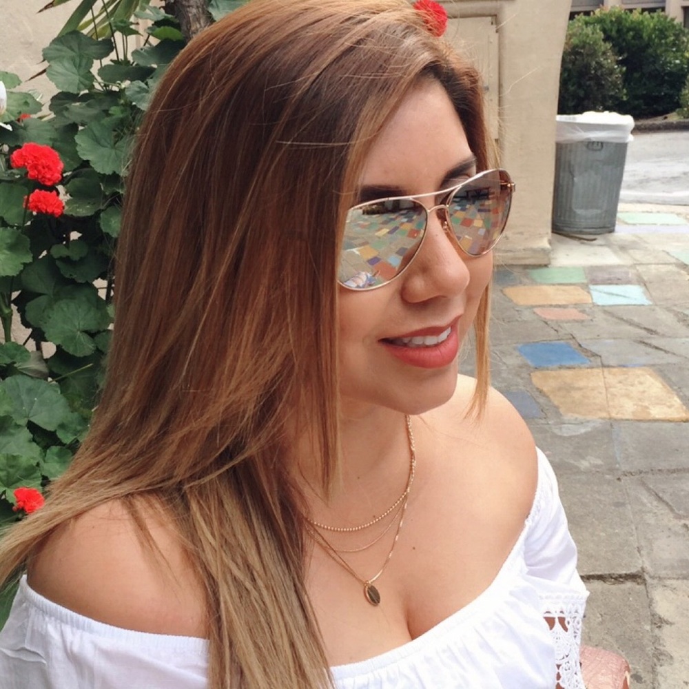 Meet your Posher, Melissa