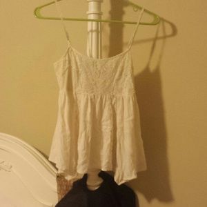 Cream lace flowy cami
