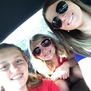 Meet your Posher, Tiffany