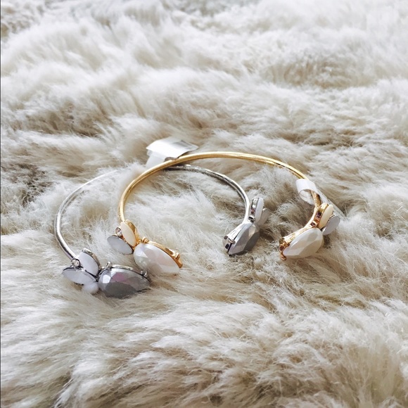 🌸❤️ HOST PICK -Gorgeous dainty silver cuff - Picture 3 of 3