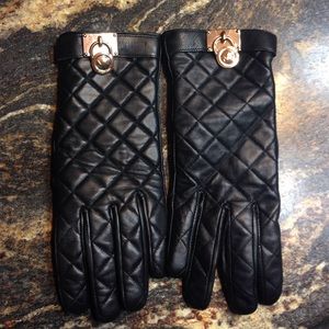Authentic Michael Kors leather gloves