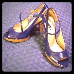 Cute patent leather electric blue heels.