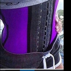 Medium purple latex waist trainer