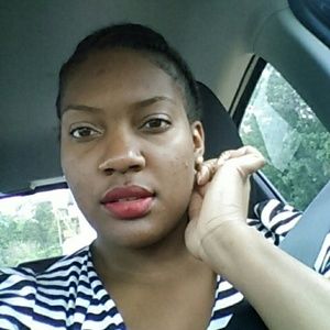 Meet your Posher, Keisha