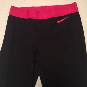 Nike cropped leggings