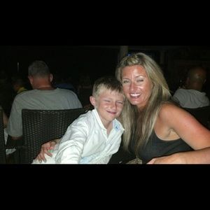 Meet your Posher, Connie