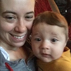 Meet your Posher, Ashley