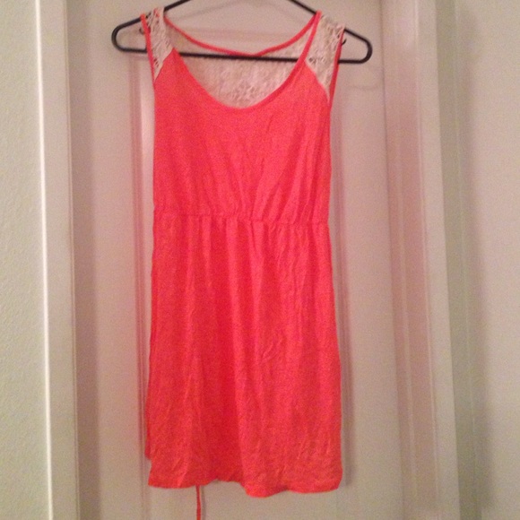 Maternity laced tunic
