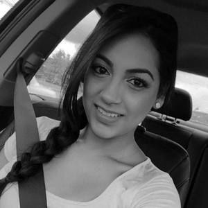 Meet your Posher, Isabel