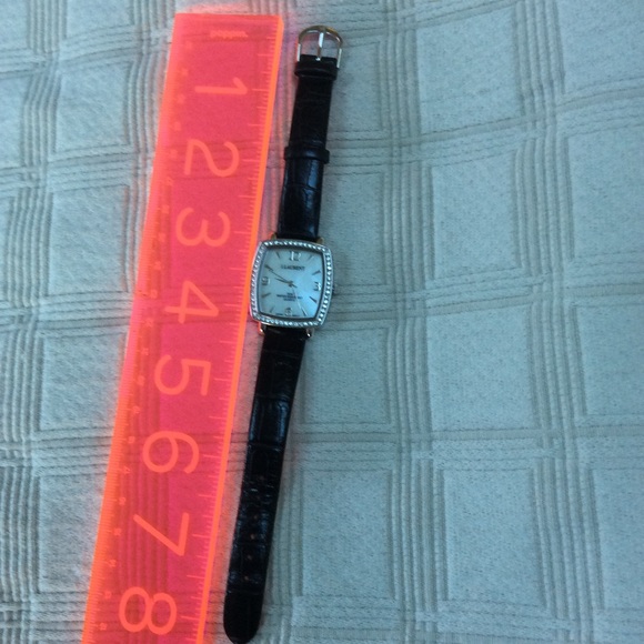 Crystal embellished watch with MOP face J. Laurent - Picture 3 of 4