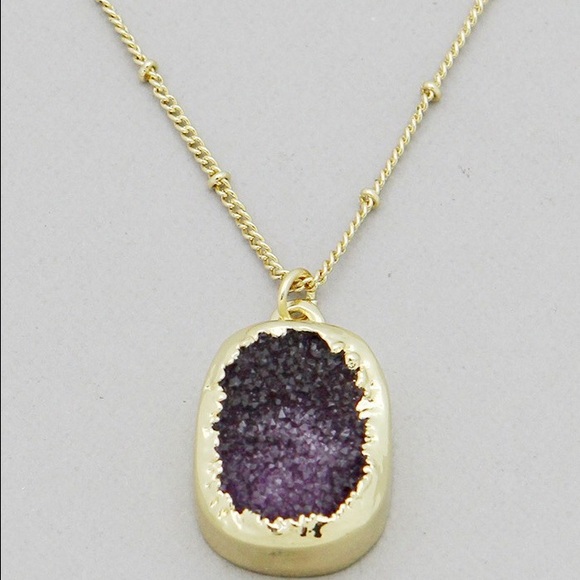 Jewelry - 1 HOUR SALE!! Druzy Stone Necklace