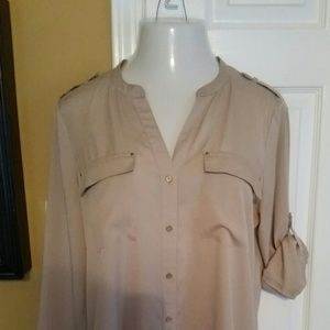 Blouse tan