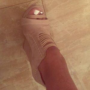 Sobeslava from Aldo X Julian Louie**Make offers