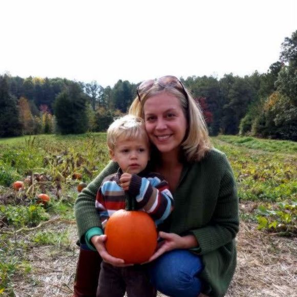 Meet your Posher, Lindy