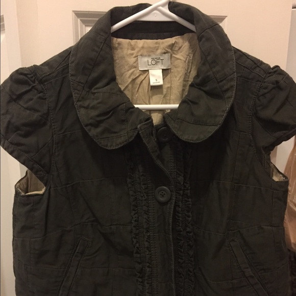 Ann Taylor LOFT short jacket