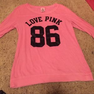 VS PINK tee