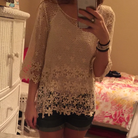 Long stitching flower shirt!