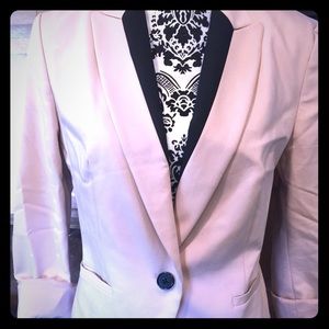 Nude/light pink and black blazer