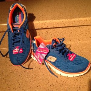 Sketch-knit by Skechers with memory foam