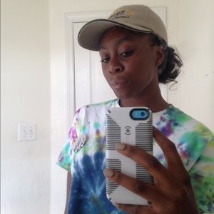 Meet your Posher, Laura