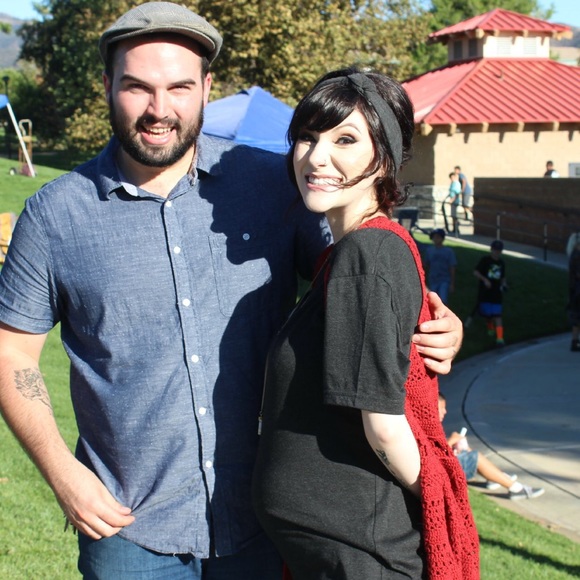 Meet your Posher, Amanda - Picture 1 of 1