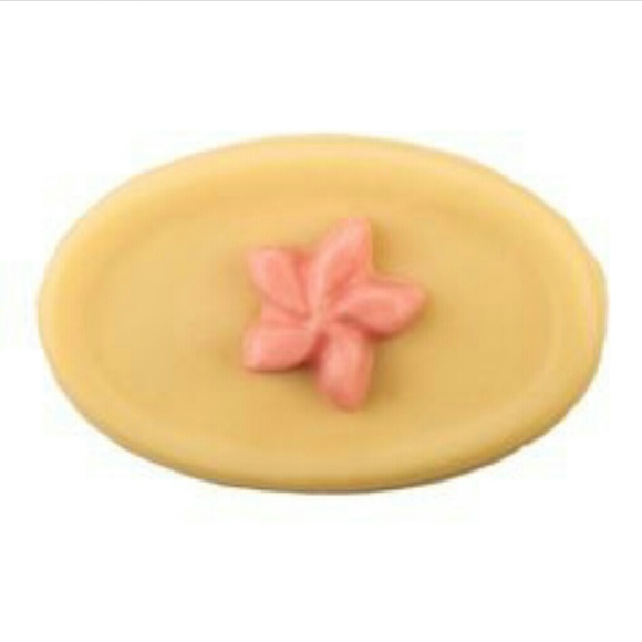Lush Tender is the Night Massage Bar
