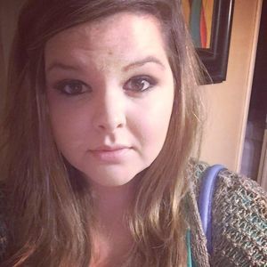 Meet your Posher, Casey