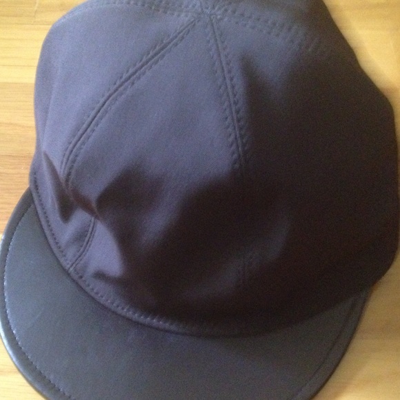 Hat - Picture 1 of 2
