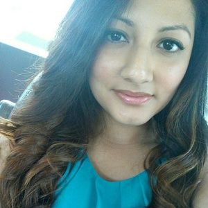 Meet your Posher, Suzette