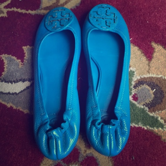 Tory burch flats like new
