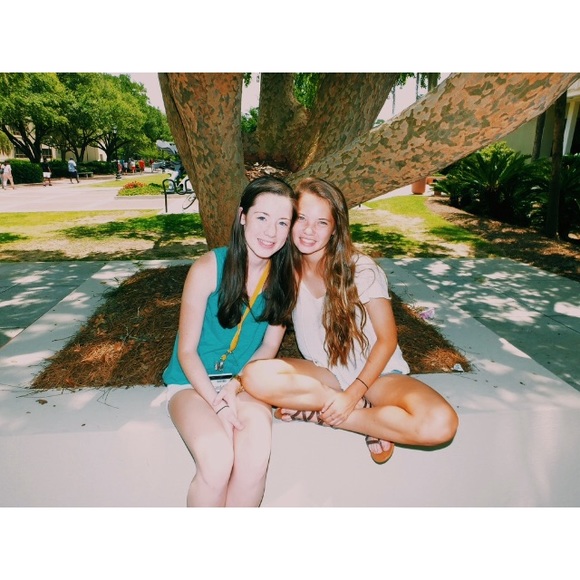 Meet your Posher, Andie - Picture 1 of 1