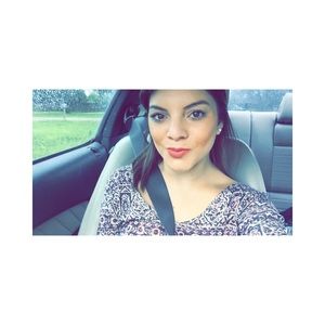 Meet your Posher, Deneve