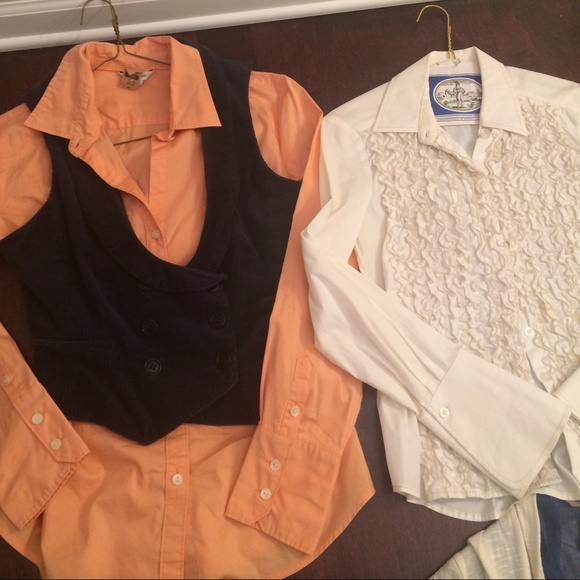 5 piece bundle 3shirts1cardigan1vest🚫NO PM BUNDLE - Picture 1 of 3