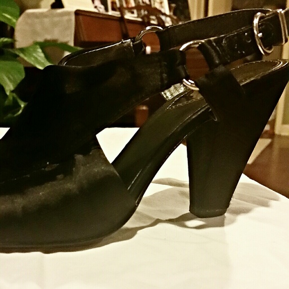 Shoes! - Picture 2 of 4