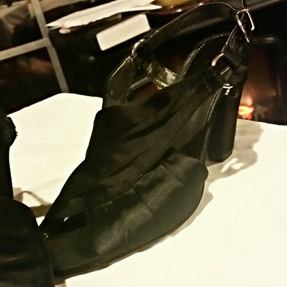 Shoes! - Picture 3 of 4