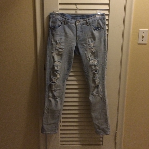 Mossimo Destructed Skinny Jean