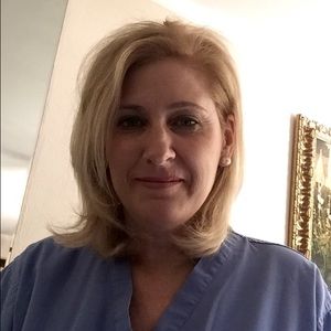 Meet your Posher, Lori