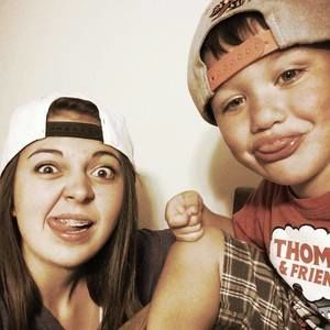 Meet your Posher, Candace