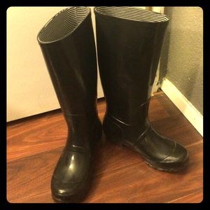 Rain boots