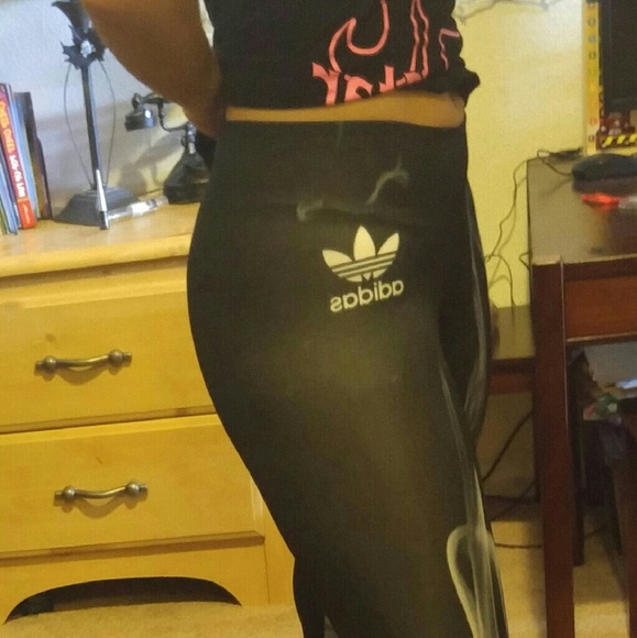 Adiddas workout pants - Picture 3 of 4