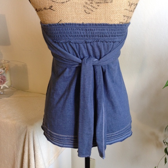 CLEARANCE  Hollister Strapless Tie Back Top - Picture 3 of 5