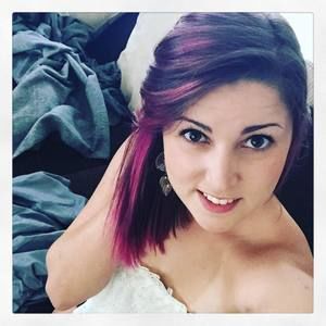 Meet your Posher, Caitlin