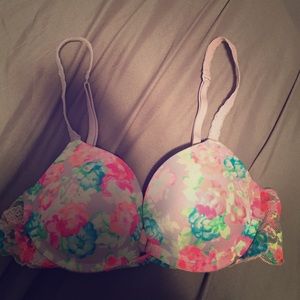 Victoria secret bra