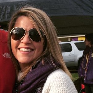 Meet your Posher, Jolie