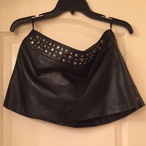 Sexy black leather Bebe mini skirt 😍
